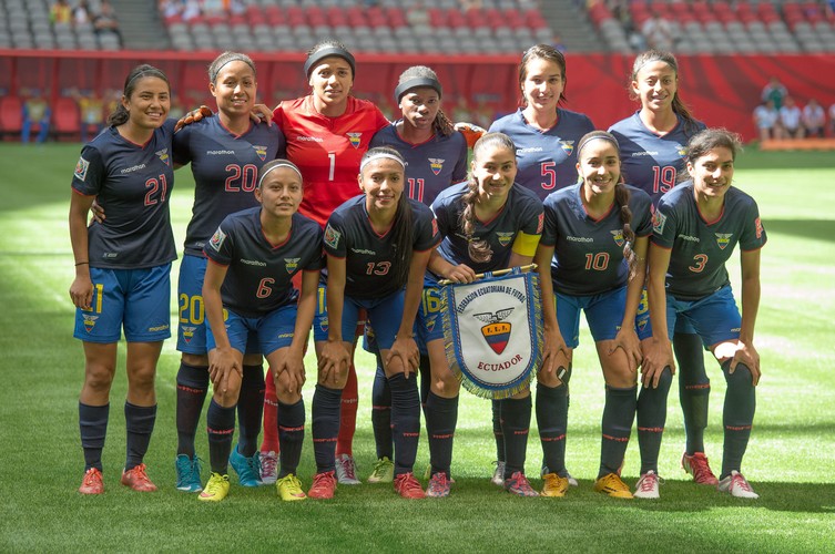 Kto powiedział, że piłkarki nie mogą być ładne?