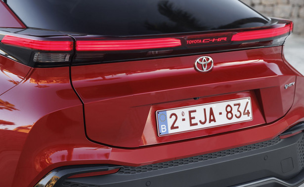 Toyota C-HR to najpopularniejszy w Polsce kompaktowy SUV