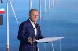 Donald Tusk zapowiada "biliony" na energetykę. "To nasz narodowy interes"