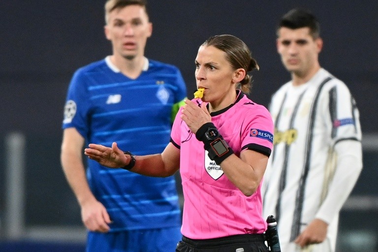 Stephanie Frappart officiating a UEFA Champions League match between Juventus and Dynamo Kyiv