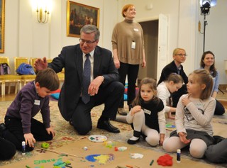 Nowa ulga prorodzinna Komorowskiego - dla rodzin z dziećmi większa kwota wolna od podatku