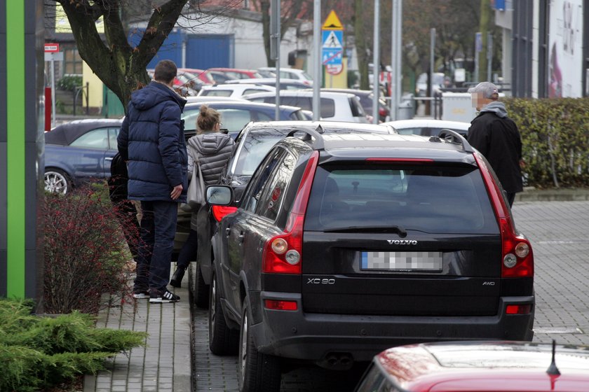 Rządową limuzyną z córką na zakupy