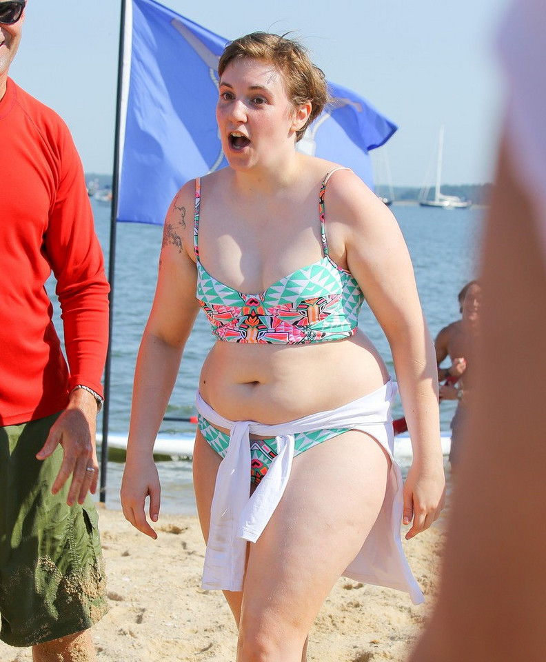 Lena Dunham w bikini