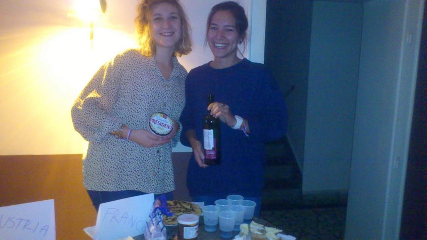 Francuskinje Lomse Braun (22) i Apoline Phan (22) oduševljene Beogradom