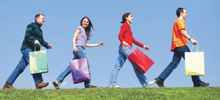 Młodzi konsumenci ratują brytyjską gospodarkę