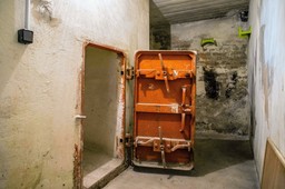 30 mld zł przesunięte na obronność. Jakie inwestycje mogą służyć w czasie wojny i pokoju? [SPRAWDZAMY]