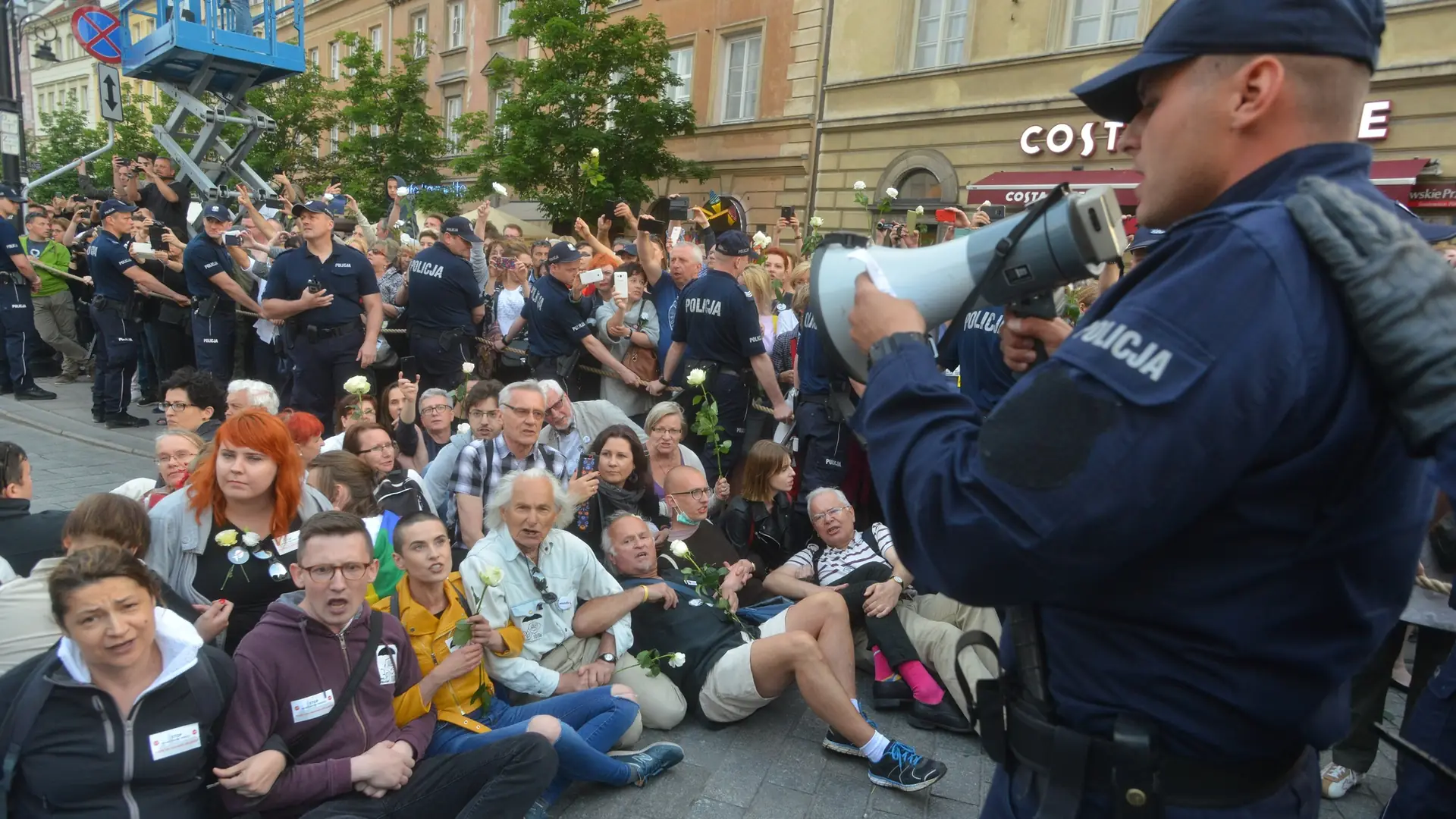 Nie poszłam na Strajk Kobiet. Politycy wykorzystują nasz wkurw