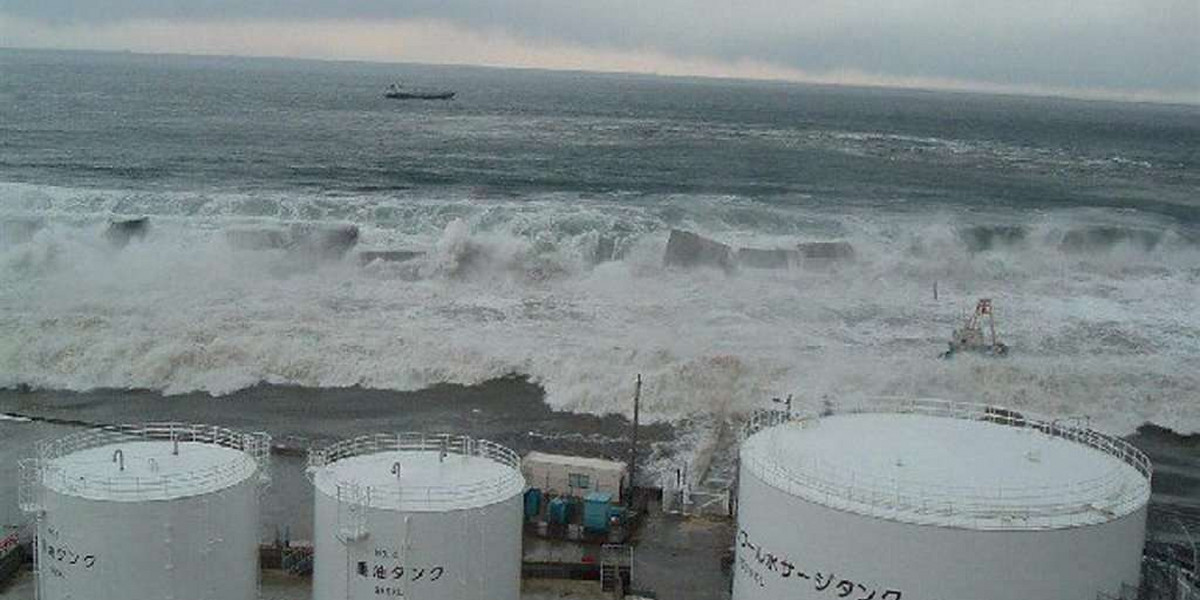 Nieznane zdjęcia z tsunami w Japonii