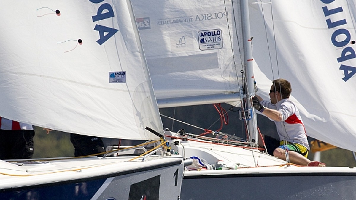 W dniach 8 i 9 sierpnia odbyły się regaty Gdynia Match Race Qualifier zaliczane do rankingu Pucharu Świata Międzynarodowej Federacji Żeglarskiej ISAF. Była to jednocześnie dziewiąta impreza w ramach Polish Match Tour 2009 - trzeciej edycji pierwszego cyklu regat meczowych Pucharu Świata w Polsce. Zwycięzcą został Rafał Sawicki z YKP Gdynia, który nie przegrał żadnego wyścigu w tych regatach.