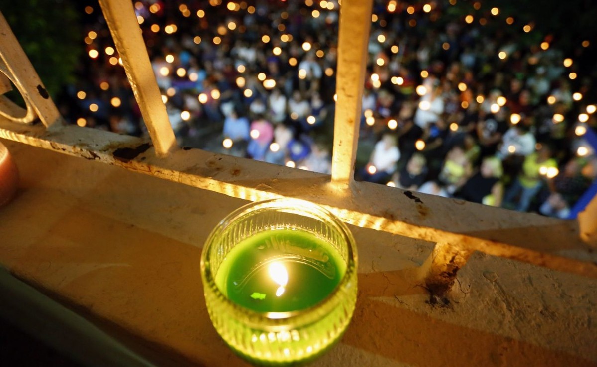 Hołd dla ofiar strzelaniny w Orlando