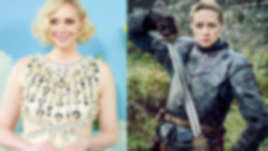 Gwendoline Christie w sukience, a nie zbroi na premierze filmu "Witajcie w Marwen"