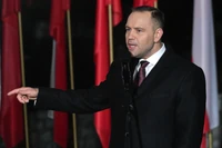 Pałacowe wojny i przecieki u Nawrockiego. "Już się wykształciło kilka frakcji" [KULISY]