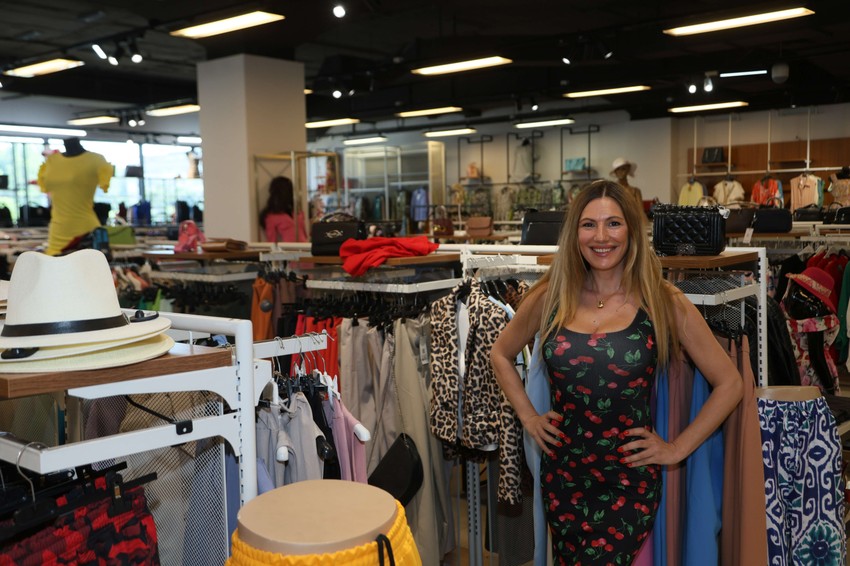 Nevena Models Kinezi