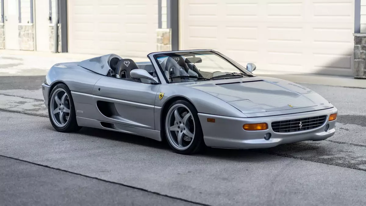 Ferrari F355 Spider Shaquille'a O'Neala