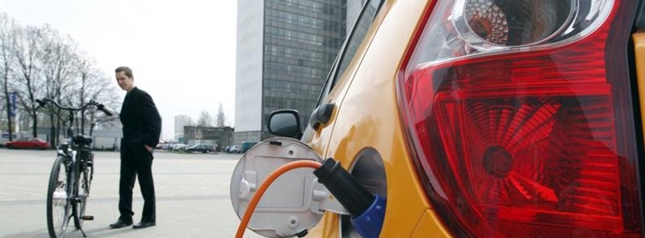 Samochody elektryczne rozgoszczą się w administracji