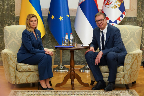 Vučić sa Olenom Zelenski: "Zahvalan sam na poseti i jačanju veza sa Srbijom u ovim teškim vremenima"