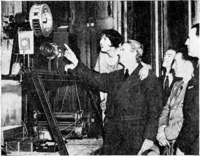 Baird demonstruje swój mechaniczny system telewizyjny w Nowym Jorku, 1931 r.
