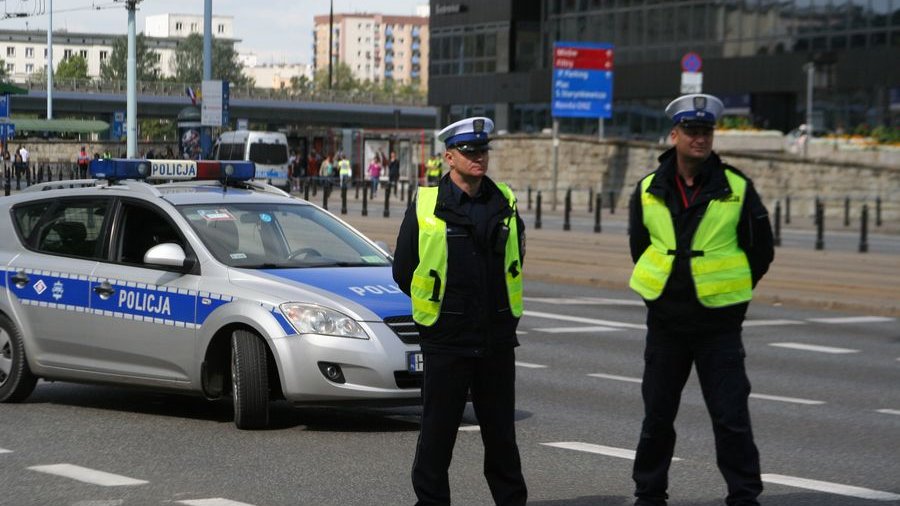 Policjanci z warszawskiej drogówki