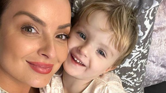 Daniela Nízlová s dcérkou Lindou. 