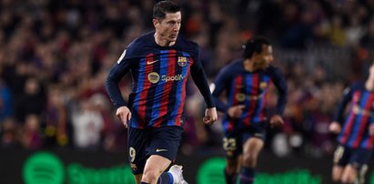 Robert Lewandowski w końcu strzelił na Camp Nou. Kapitalne trafienie Polaka [WIDEO]