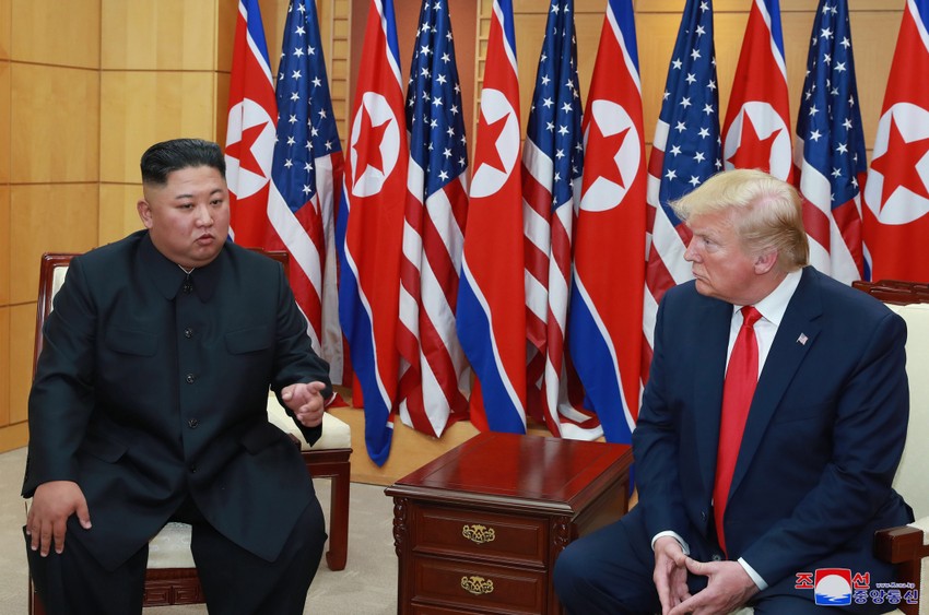 Kim Džong Un i Donald Tramp na sastanku 2019.