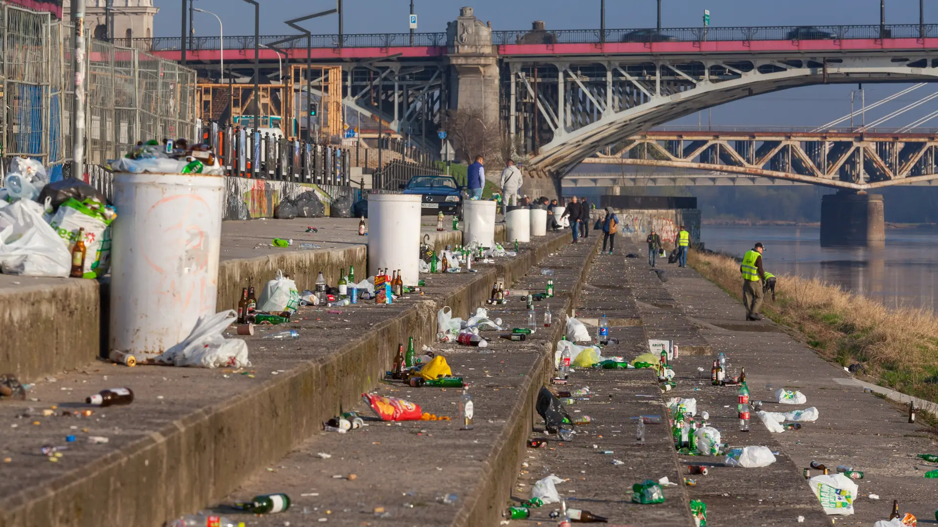 To nie plastik sam w sobie jest zły, ale to, co z nim robimy