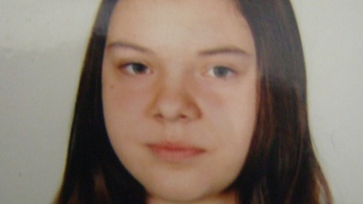 Policjanci z IV Komisariatu w Łodzi od wczoraj szukają zaginionej Laury Krajewskiej. 14-letnia dziewczyna wyszła z domu w nocy z niedzieli na poniedziałek.
