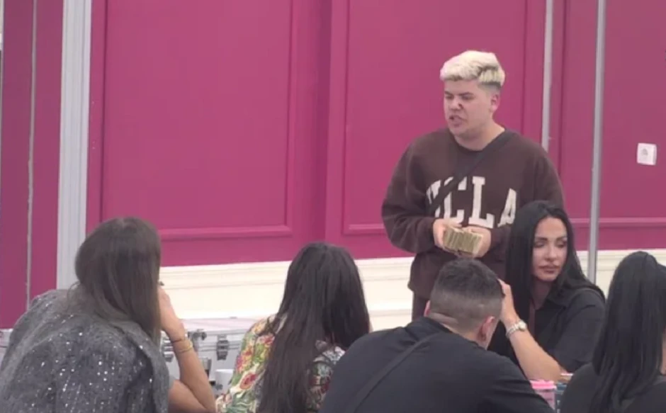 Uroš Stanić u suzama u Eliti 9: Nakon drame sa Stanijom, opleo po Aniti