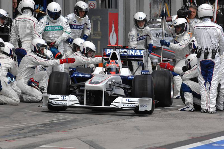 Grand Prix Niemiec 2009: rozpędzony Red Bull Racing dogania Brawn GP (fotogaleria)