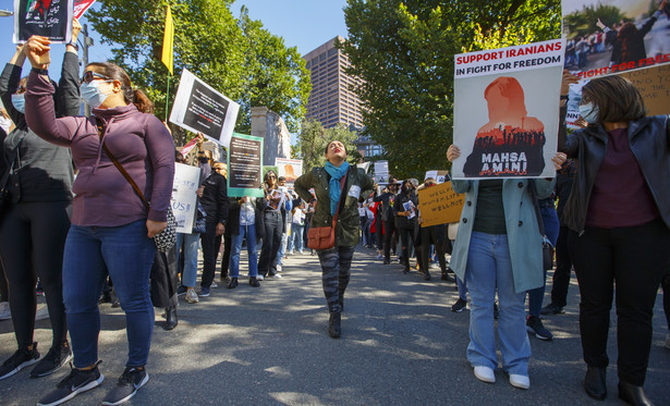 Solidarnościowy protest w Bostonie po śmierci Mahsy Amini