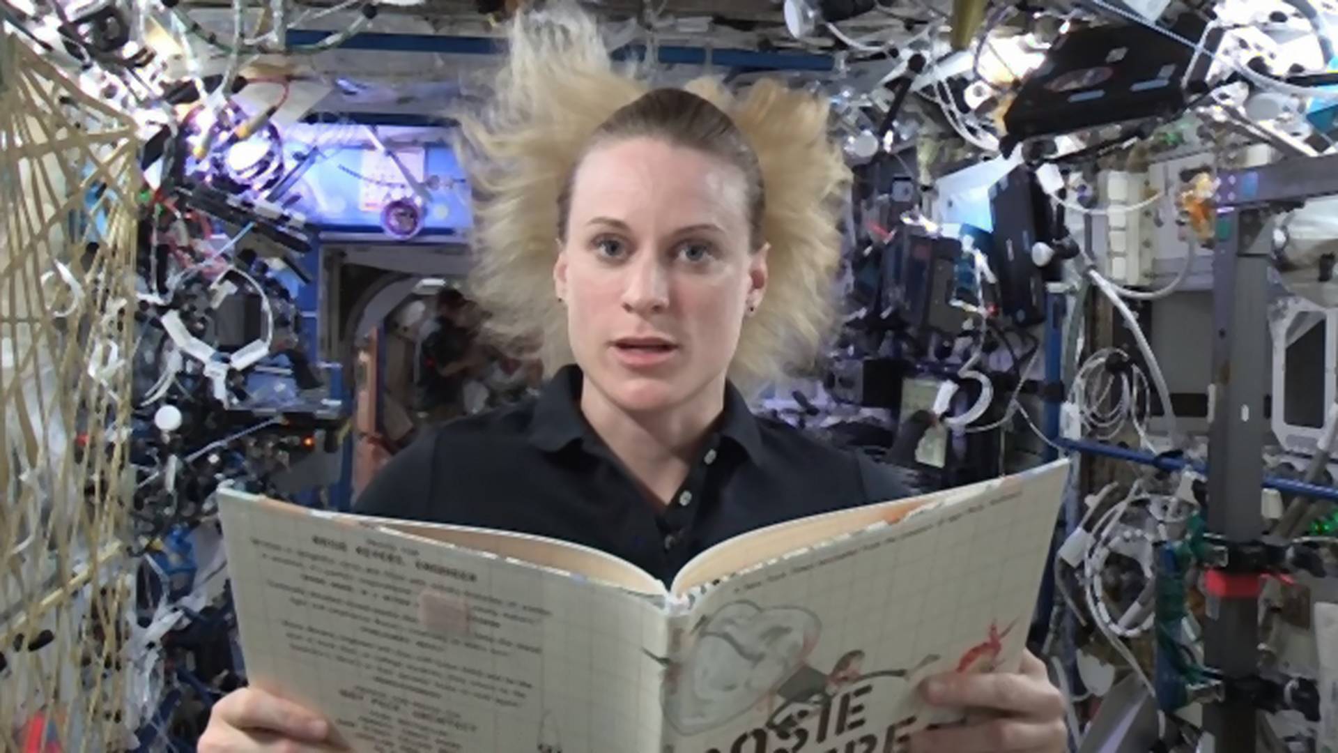 Astronauti čitaju priče iz svemira - najjača zabava za klince koji se smaraju