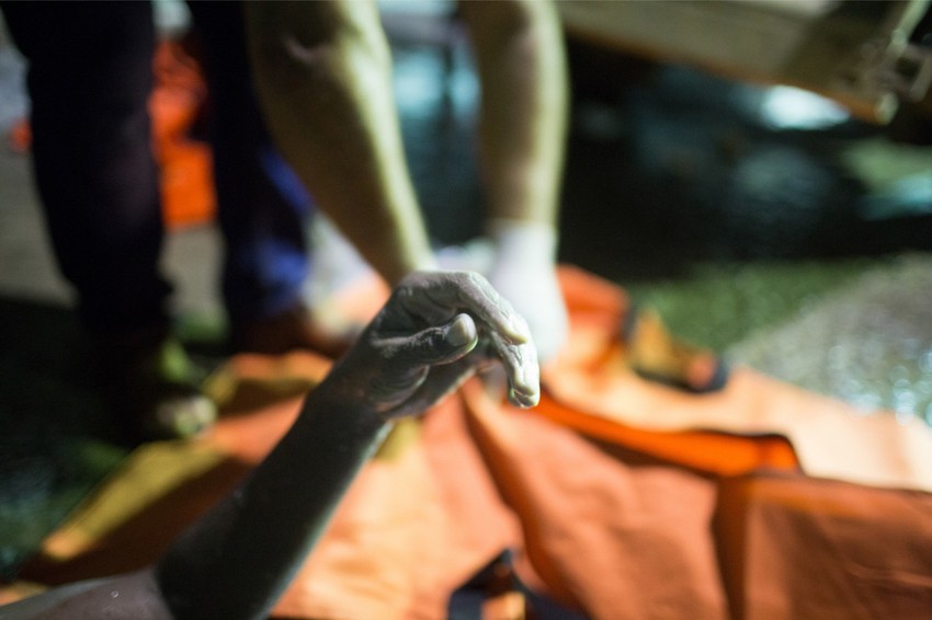 Spasilačke službe izvlače tela migranata koji su se udavili