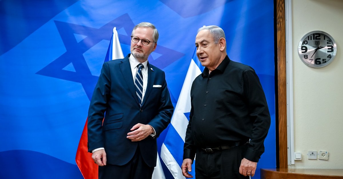 Český premiér: Izrael má plné právo se bránit