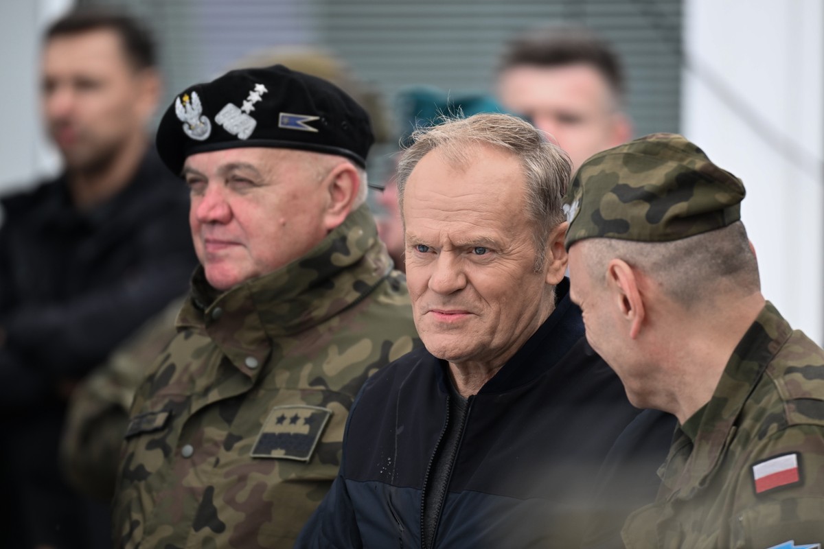 Donald Tusk, Stanisław Czosnek