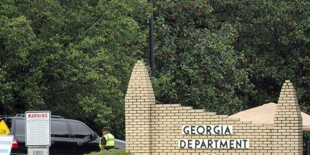 Federal authorities say an inmate in Georgia's most secure prison  impersonated a billionaire movie mogul and stole at least $11 million:  report | Business Insider Africa