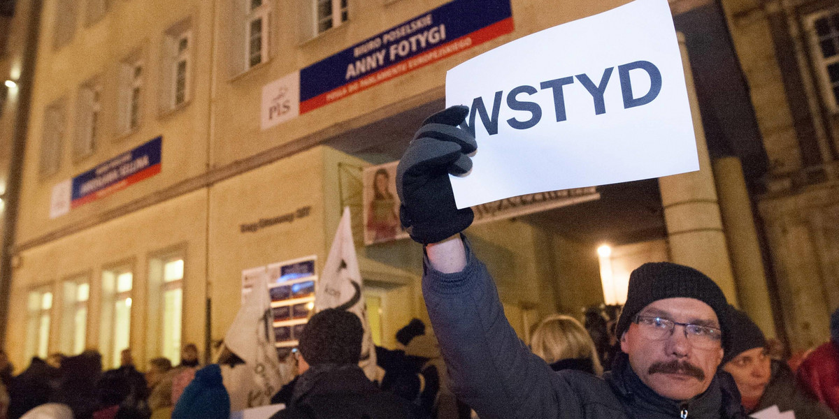 Demonstracje zaczęły się w piątek