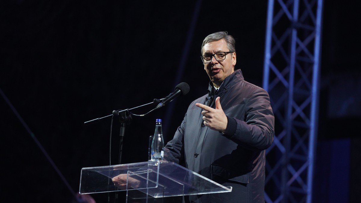 Vučić na obeležavanju godišnjice NATO agresije: "Rane nisu ni blizu zaceljenja"