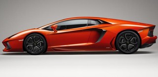 Zimowa szkoła jazdy Lamborghini za kierownicą Aventadora
