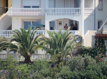 Oza mira Žike Todorovića: Ovo je kuća u kamenu, do plaže se dolazi skrivenim putem