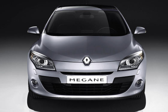 Paryż 2008: nowy Renault Megane - pierwsze zdjęcia przed premierą