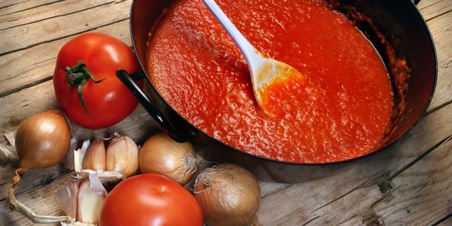 How to get smooth tomato puree without using a blender | Pulse Nigeria