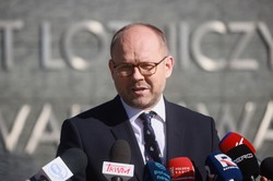 Wrze na linii MSZ-Pałac Prezydencki. Poszło o lot Nawrockiego do USA