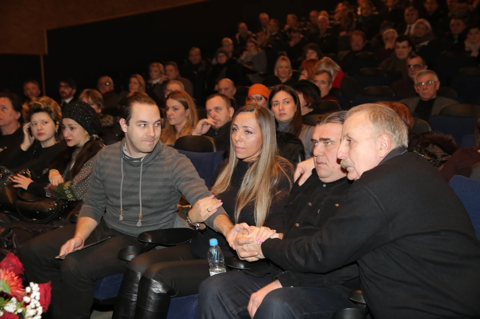 Porodica Mikija Jevremovića na okupu i u najtežim trenucima