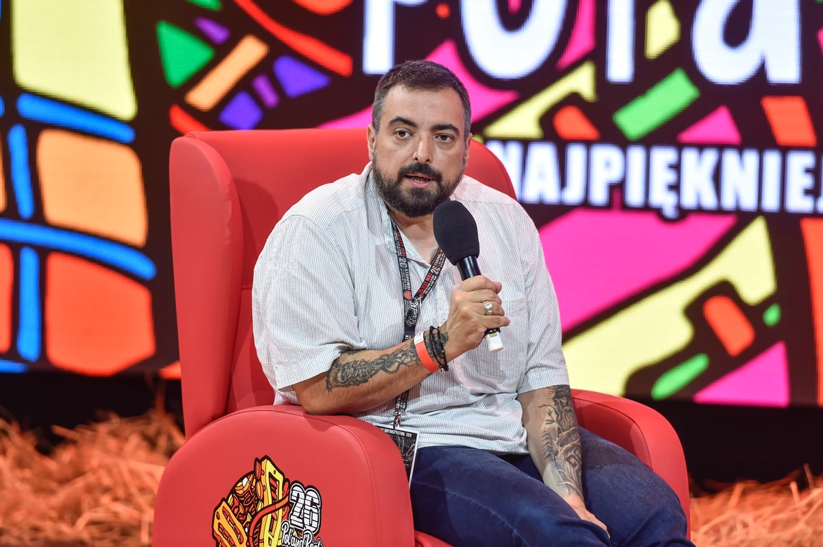 Tomasz Sekielski zrzucił prawie 100 kg i tak wygląda. Teraz wraca z programem do TVP [FOTO]