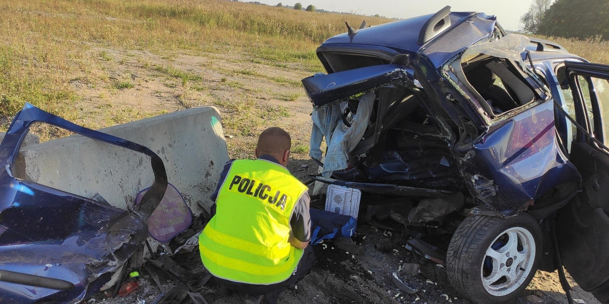 Horror w Stawidłach. Nie żyje 31-letnia matka i jej 7-letni synek