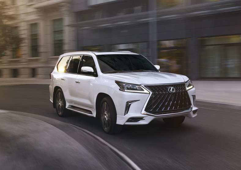 Lexus LX