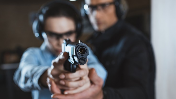 Rekordowe zainteresowanie bronią w Polsce — główne przyczyny