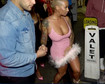 Amber Rose w krótkiej, różowej sukience