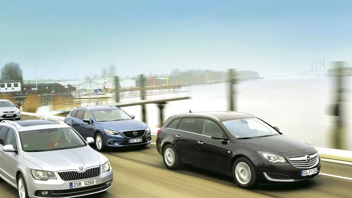 Ford Mondeo, Mazda 6 Sport, Opel Insignia i Skoda Superb | Porównanie kombi