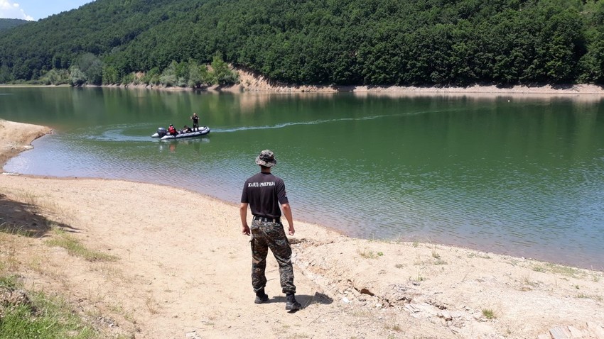 Potraga za telom mladića na Krajkovačkom jezeru